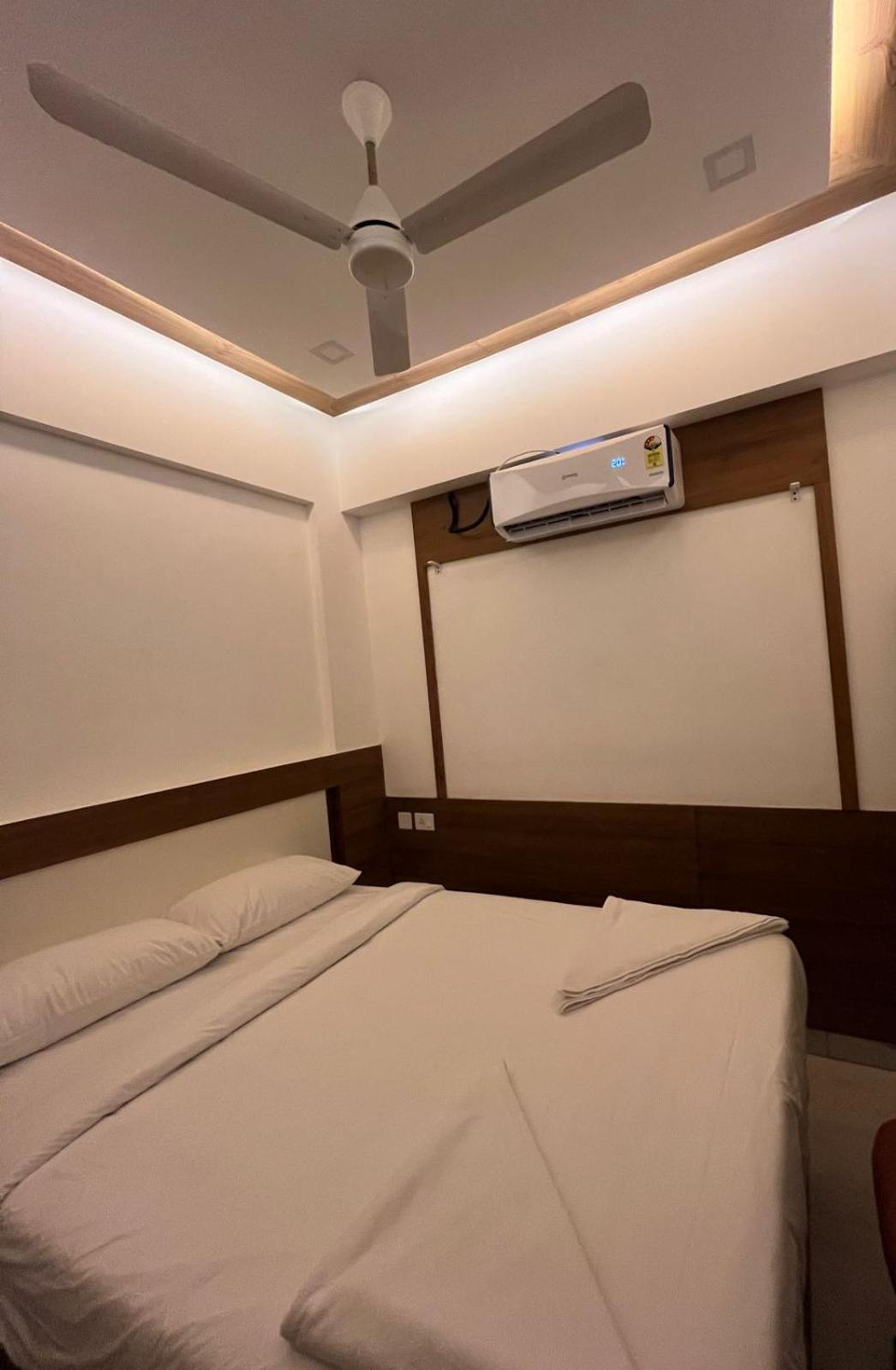 Welcome Hotels Thrissur Экстерьер фото